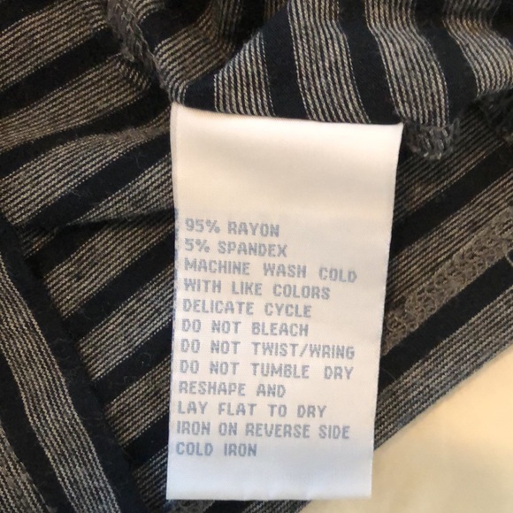 Vintage Anthropologie top xs.  Mint condition - Picture 4 of 4